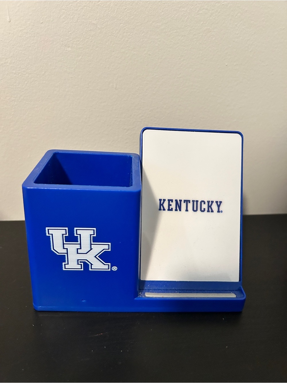 University of Kentucky Blue Desk Caddy with Phone Stand